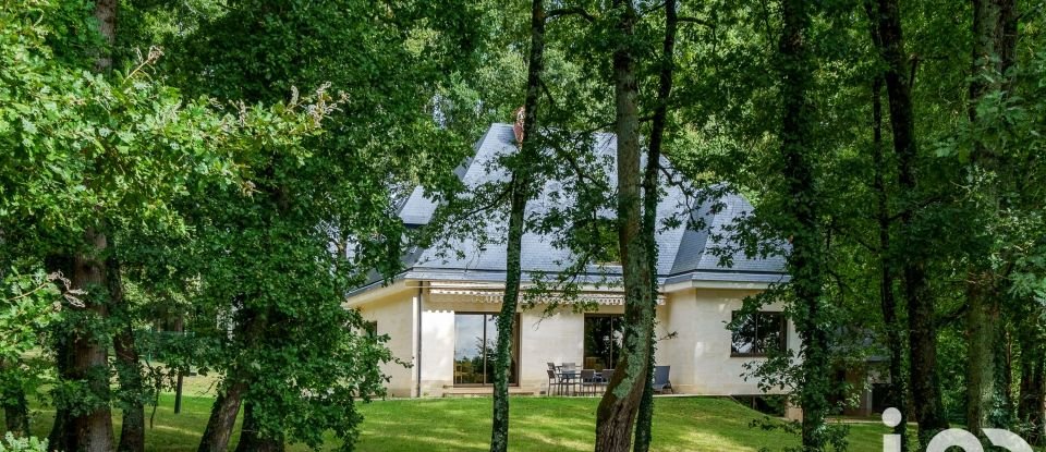 Architect house 7 rooms of 222 m² in Artannes-sur-Indre (37260)