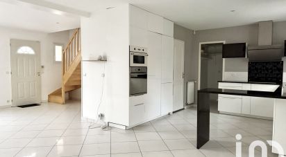 Maison 5 pièces de 92 m² à Viry-Châtillon (91170)