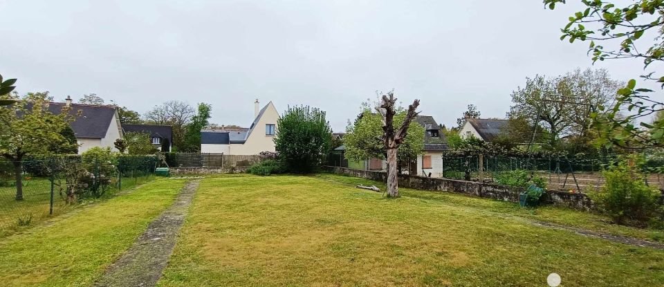 House 5 rooms of 131 m² in Saint-Avertin (37550)