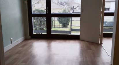 Apartment 3 rooms of 61 m² in Tarbes (65000)