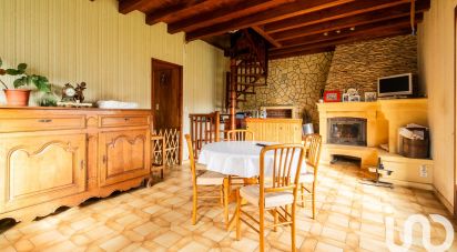 Country home 4 rooms of 150 m² in Champsac (87230)