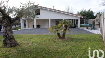 Traditional house 8 rooms of 142 m² in Laruscade (33620)