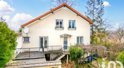 House 4 rooms of 84 m² in Sucy-en-Brie (94370)