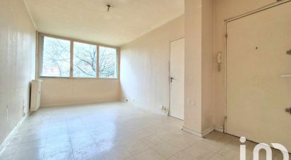 Apartment 2 rooms of 45 m² in Limoges (87100)