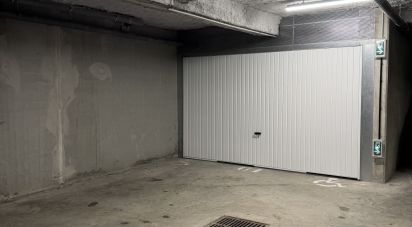 Parking of 18 m² in La Rochelle (17000)