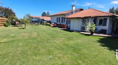 Traditional house 5 rooms of 170 m² in Saint-Paul-lès-Dax (40990)