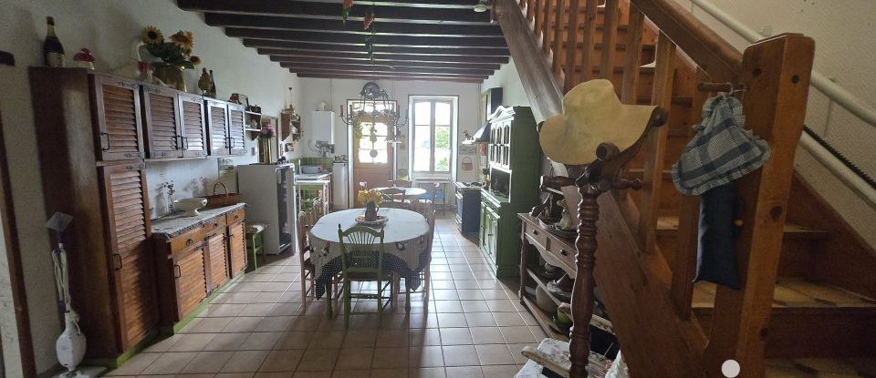 House 5 rooms of 97 m² in Vouzeron (18330)