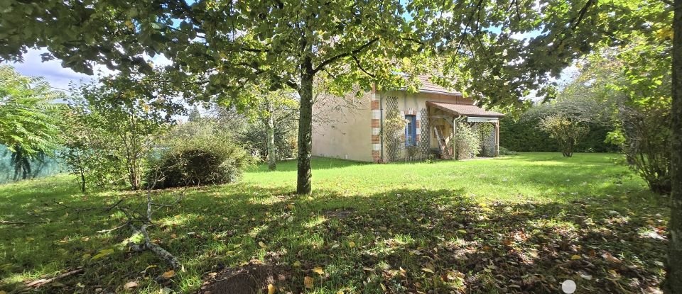 House 5 rooms of 97 m² in Vouzeron (18330)