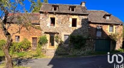 Village house 4 rooms of 101 m² in Sainte-Eulalie-d'Olt (12130)