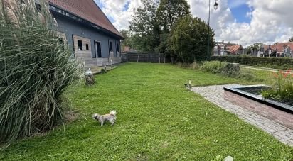 Farm 7 rooms of 205 m² in Eringhem (59470)