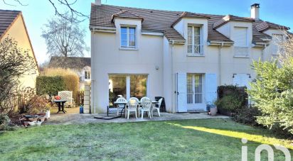 House 6 rooms of 96 m² in Saint-Pierre-du-Perray (91280)