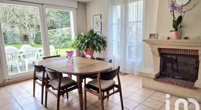 House 6 rooms of 96 m² in Saint-Pierre-du-Perray (91280)