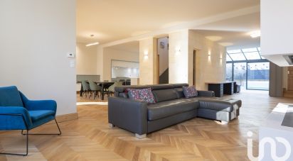 Maison de ville 8 pièces de 340 m² à Bordeaux (33000)