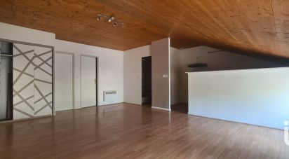 Appartement 6 pièces de 107 m² à Parempuyre (33290)