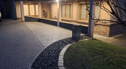 Maison 6 pièces de 154 m² à Beuvry (62660)