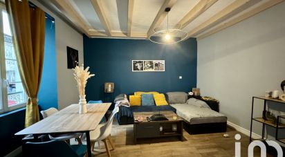 Maison 4 pièces de 101 m² à Ronsenac (16320)