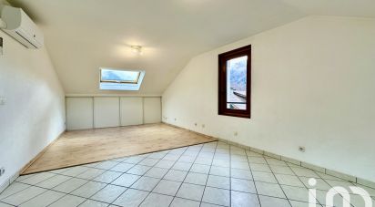 Apartment 3 rooms of 110 m² in Saint-Jeoire (74490)