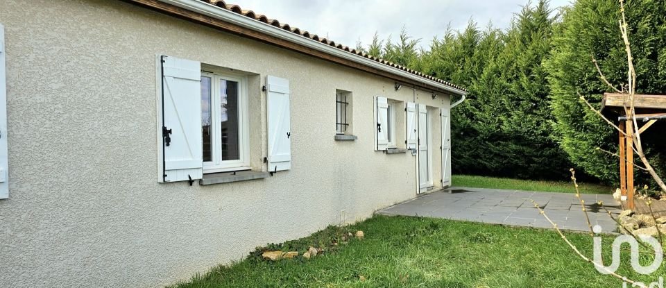 House 5 rooms of 100 m² in Saint-Clair-du-Rhône (38370)