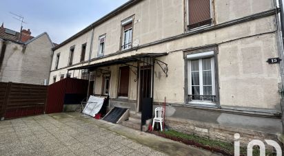 House 5 rooms of 103 m² in Sainte-Savine (10300)