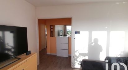 Apartment 2 rooms of 55 m² in Saint-André-les-Vergers (10120)