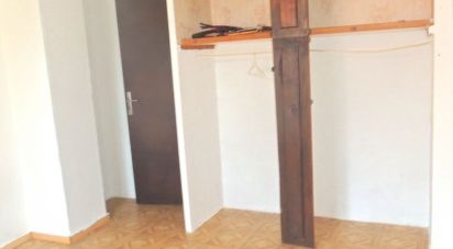 Village house 3 rooms of 40 m² in Servian (34290)