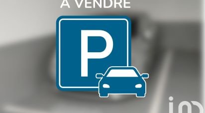 Parking of 10 m² in Viroflay (78220)