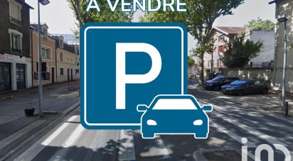 Parking of 10 m² in Viroflay (78220)