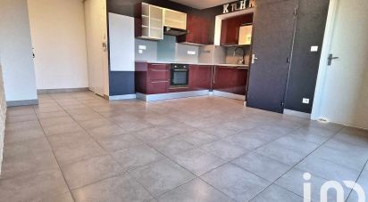 Appartement 3 pièces de 53 m² à Marseille (13011)