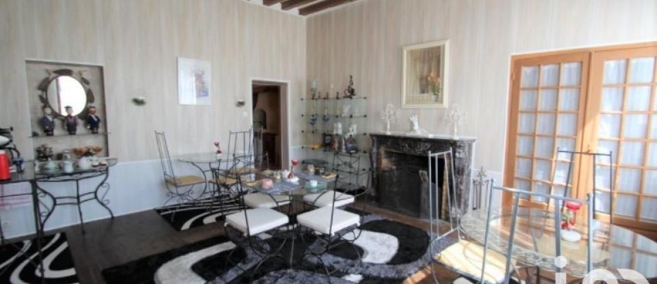 Domaine 11 pièces de 356 m² à Vaudelnay (49260)