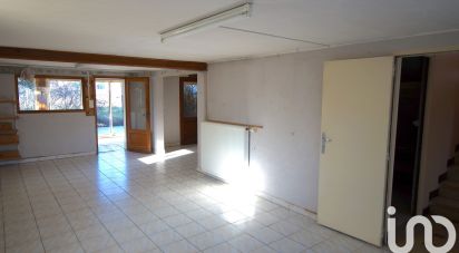 Maison traditionnelle 5 pièces de 134 m² à Peyruis (04310)