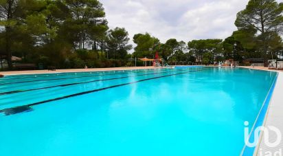 Leisure facility of 270 m² in Fréjus (83600)