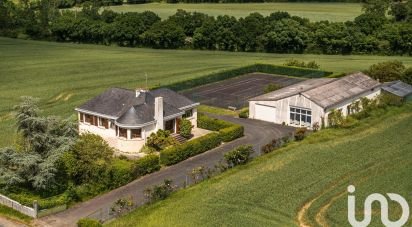 Maison traditionnelle 10 pièces de 130 m² à Mauges-sur-Loire (49410)