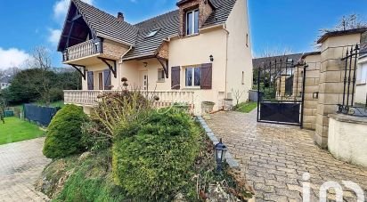 Maison traditionnelle 6 pièces de 132 m² à Dammartin-en-Goële (77230)