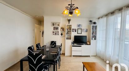 Apartment 4 rooms of 69 m² in Sainte-Geneviève-des-Bois (91700)