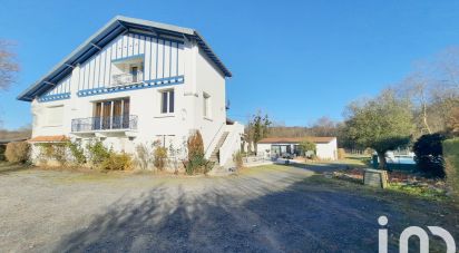 Maison 11 pièces de 466 m² à Lourdes (65100)