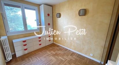 Apartment 3 rooms of 63 m² in Massy (91300)