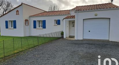 Maison traditionnelle 3 pièces de 85 m² à Saint-Étienne-du-Bois (85670)