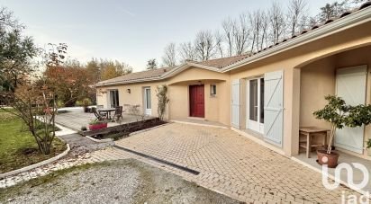 Maison 6 pièces de 163 m² à Bourg (33710)