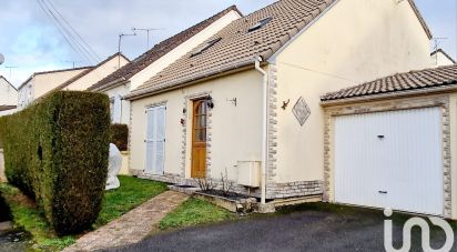 Maison 4 pièces de 89 m² à Sérifontaine (60590)