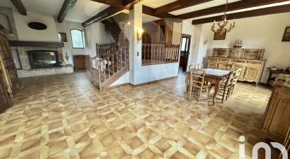 Maison traditionnelle 5 pièces de 145 m² à Alès (30100)