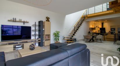 Maison de ville 8 pièces de 225 m² à Flins-sur-Seine (78410)