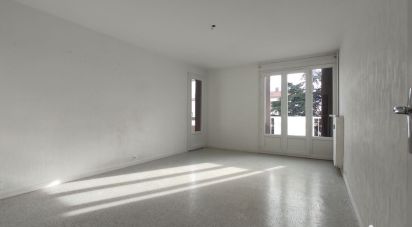 Appartement 3 pièces de 72 m² à Bourg-lès-Valence (26500)