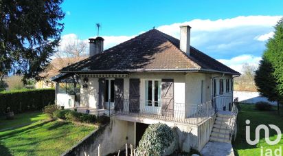 Traditional house 5 rooms of 158 m² in Lons (64140)