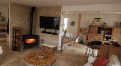 House 5 rooms of 123 m² in Neuvy-Pailloux (36100)