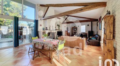 House 6 rooms of 170 m² in Saint-Jean-de-Liversay (17170)