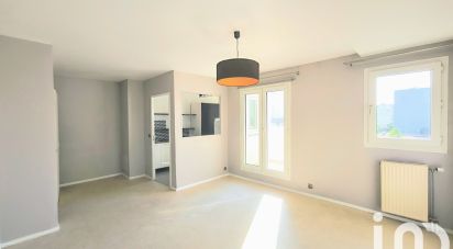 Appartement 2 pièces de 49 m² à Dammarie-les-Lys (77190)