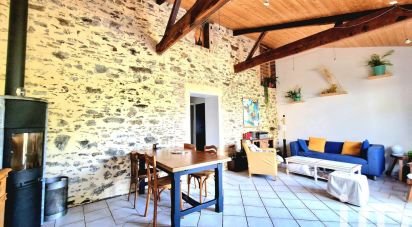 House 5 rooms of 114 m² in Essarts en Bocage (85140)