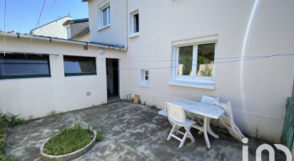 Traditional house 6 rooms of 126 m² in Saint-Nazaire (44600)