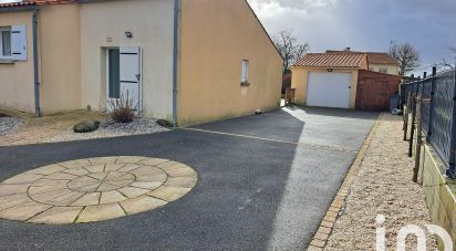 House 6 rooms of 108 m² in La Roche-sur-Yon (85000)