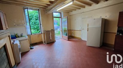 House 6 rooms of 150 m² in Escolives-Sainte-Camille (89290)